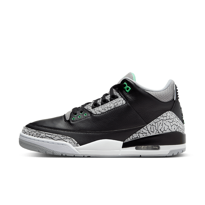 Air Jordan 3 'Green Glow' CT8532-031