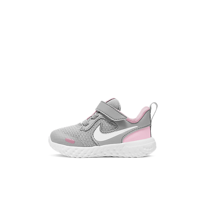 Nike Revolution 5 BQ5673-021