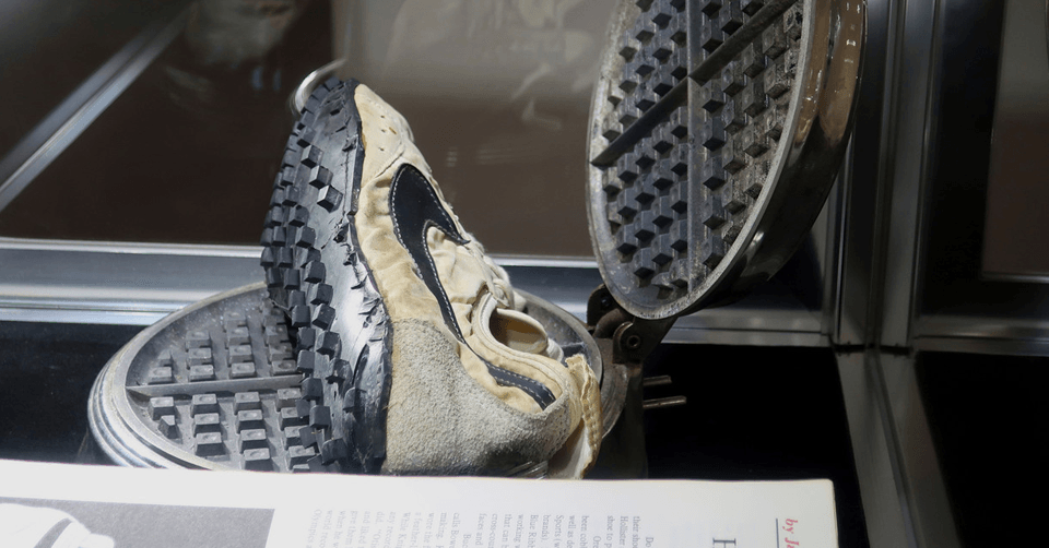 De Nike 'Moon Shoe' is verkocht voor $437,500