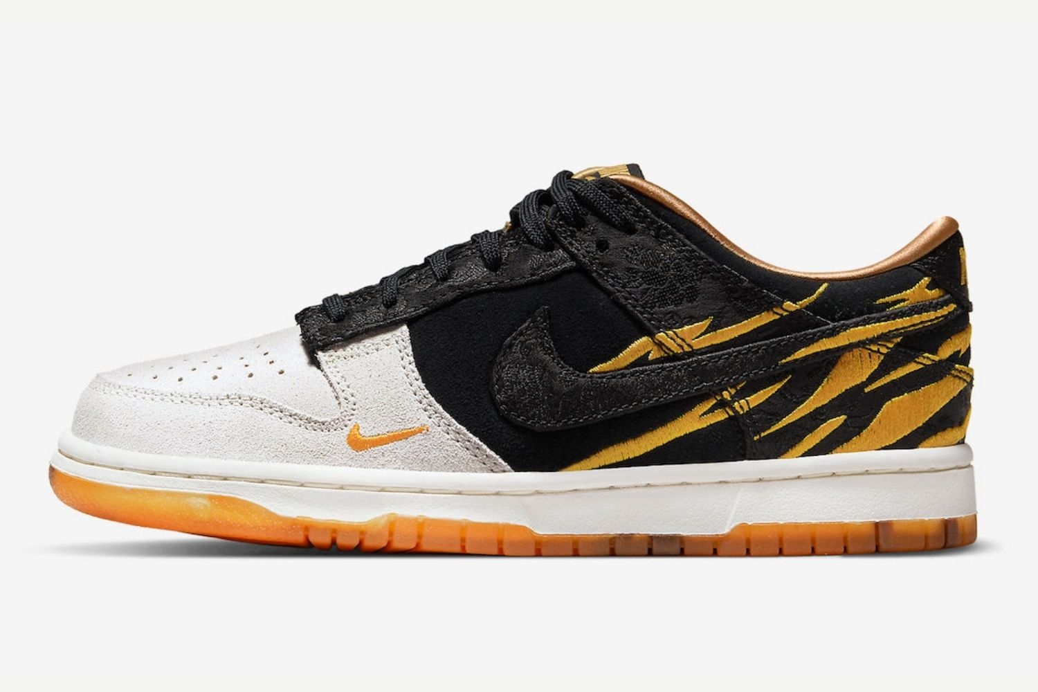 De Nike Dunk Low &#8216;Year of the Tiger&#8217; dropt in 2022