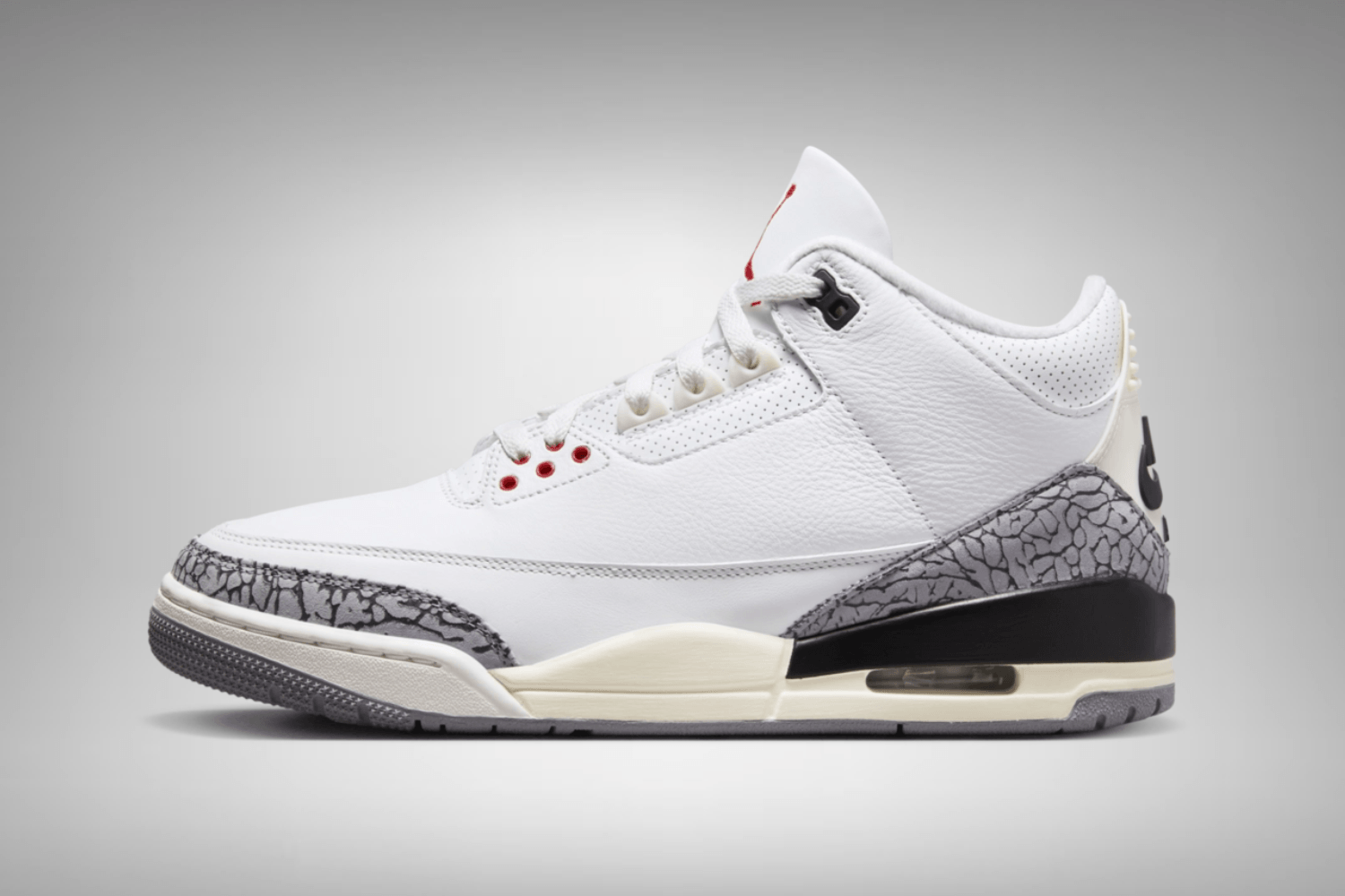 Nike toont officiële beelden Air Jordan 3 'Reimagined'