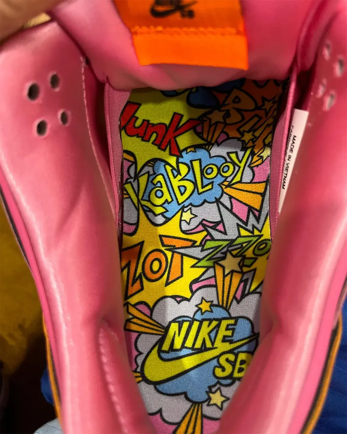 The Powerpuff Girls' x Nike SB Dunk Low ‘Blossom’ binnenzool