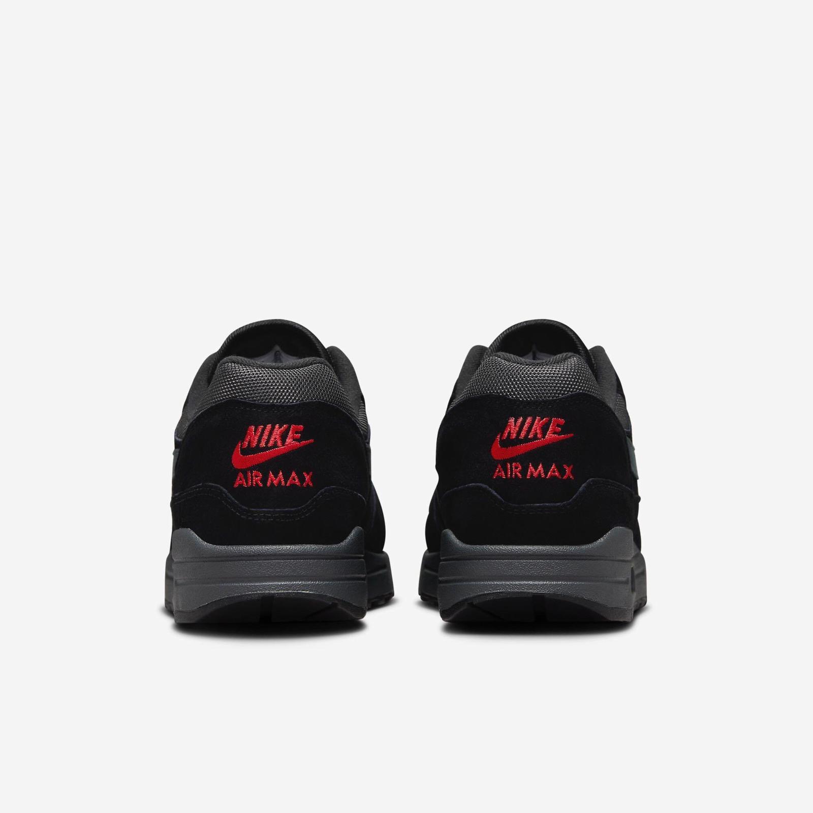 Nike Air Max 1 Black Grey Red achterkant