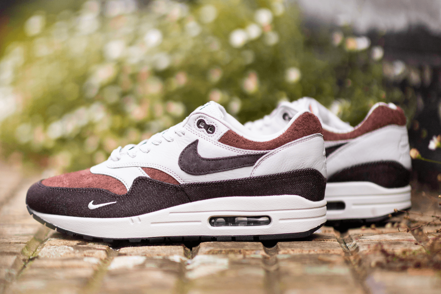 Release reminder: size? x Nike Air Max 1 &#8216;Velvet Brown&#8217;