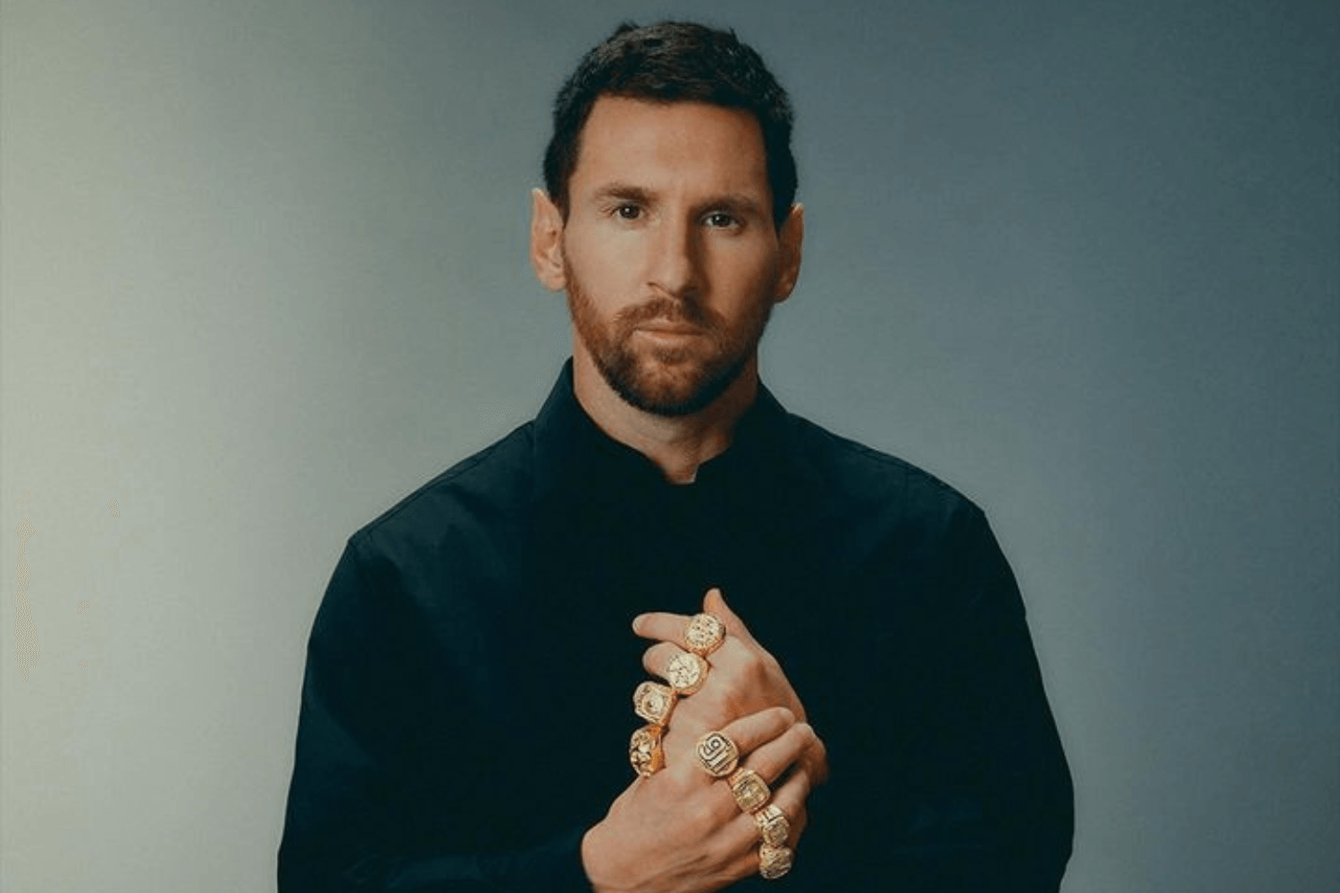 Vier Messi&#8217;s recordbrekende 8e Ballon d&#8217;Or met de Lionel Messi Collectie