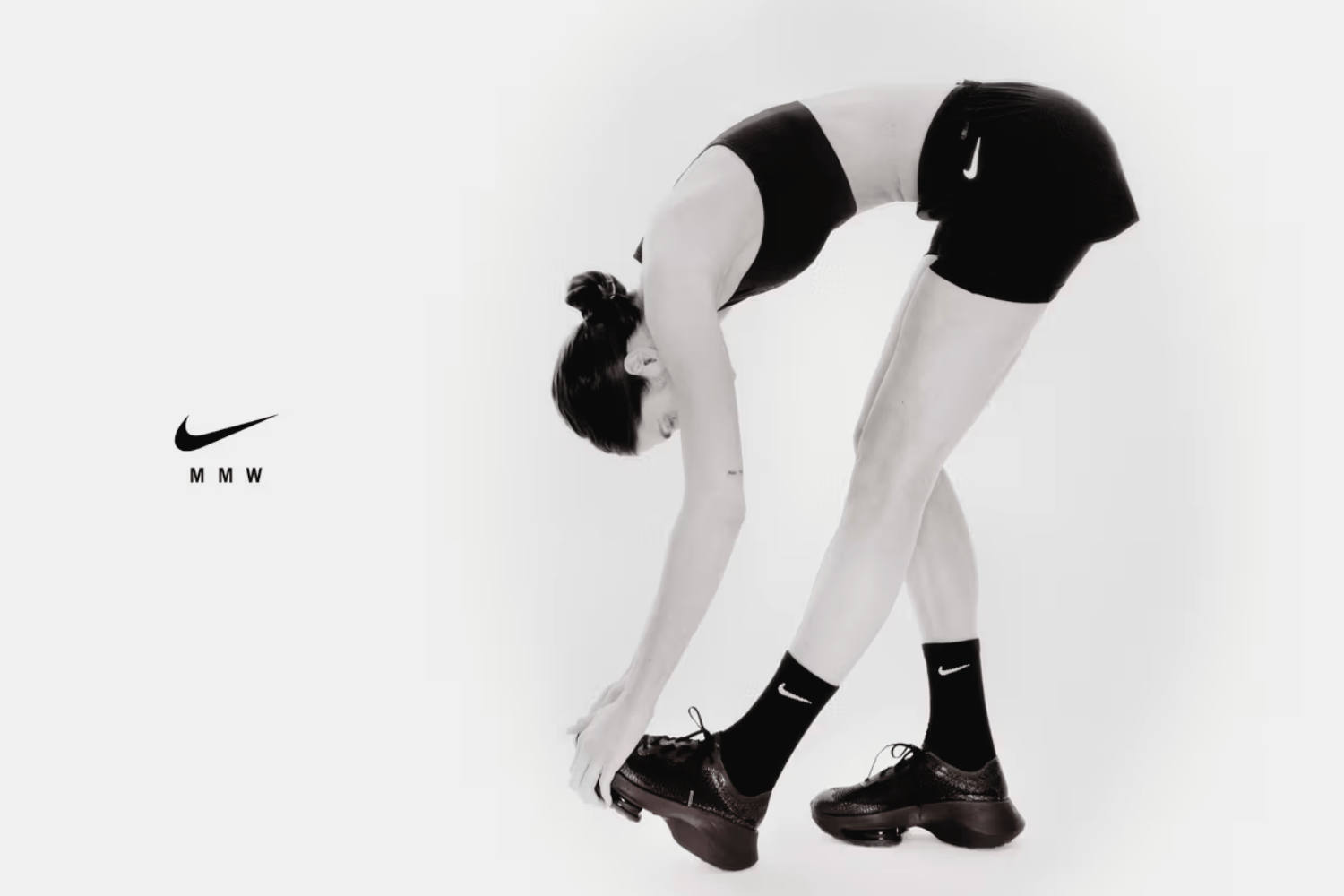 De MMW x Nike Yoga collectie herdefinieert yogakleding