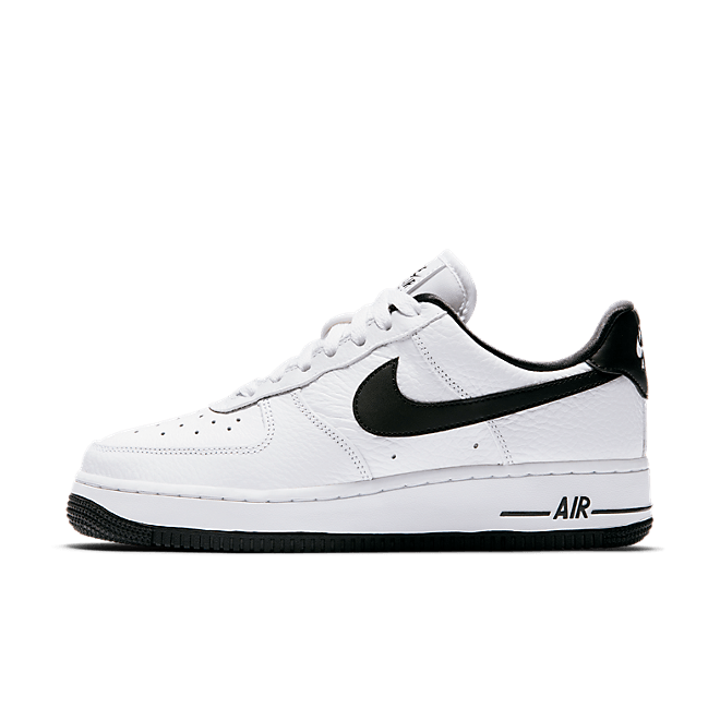 Nike Air Force 1 07 SE AA0287-100