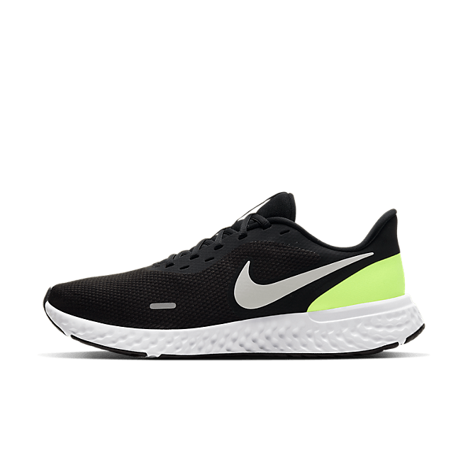 Nike Revolution 5 Black Volt BQ3204-010