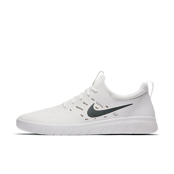 Nike SB  Nyjah Free 'White' AA4272-100