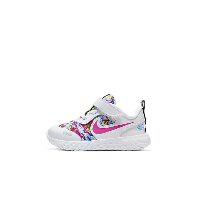 Nike Revolution 5 Fable CW1605-100