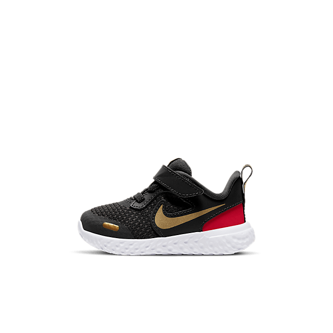 Nike Revolution 5 BQ5673-016