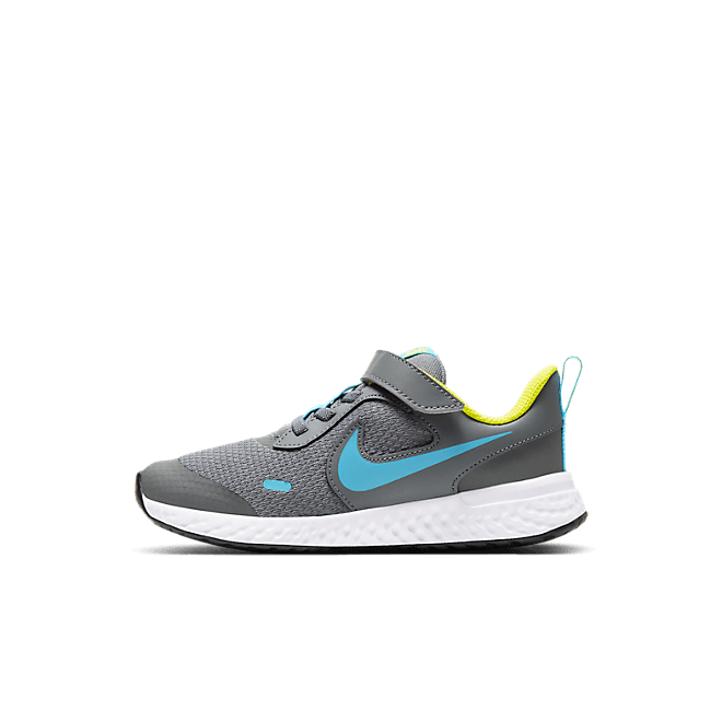 Nike Revolution 5 BQ5672-019