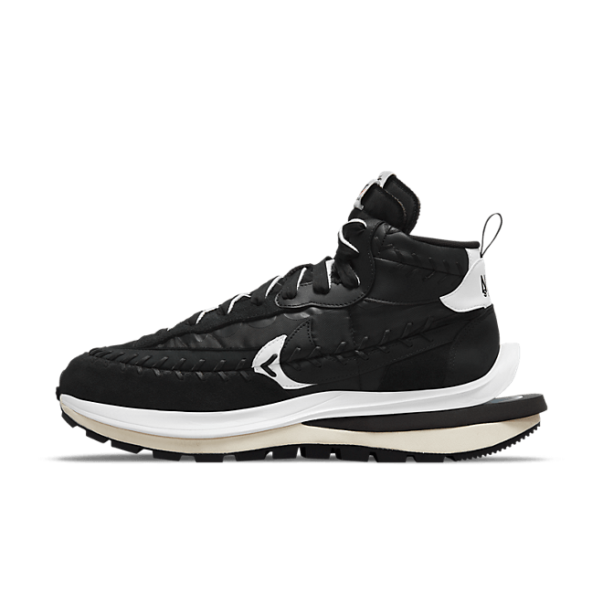 Nike Vaporwaffle sacai Jean Paul Gaultier Black White DH9186-001