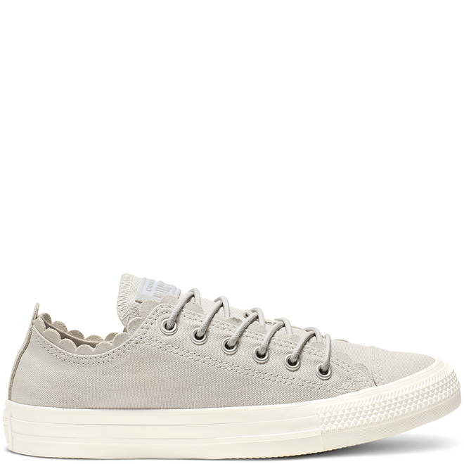 Chuck Taylor All Star Frilly Thrills Low Top 564112C