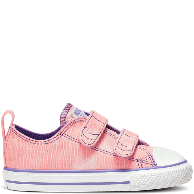 Chuck Taylor All Star 2V Tie-Dyed Low Top 764273C